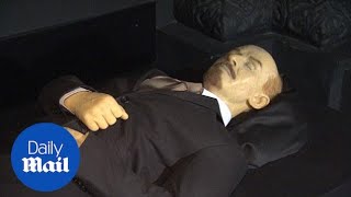 Lenin lives on Breathing model in Moscows USSR Museum  Daily Mail [upl. by Nyra]