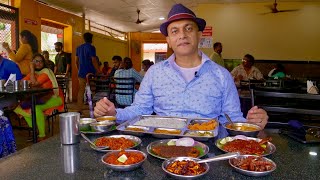 Lunch At Mangalore’s Most Popular SEAFOOD Restaurant MACHALI  Crab Ghee Roast Prawn Fry Fish Curry [upl. by Ronel989]