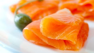 HOMEMADE LOX RECIPE  SIMPLE GRAVLAX RECIPE  3 INGREDIENTS  5 MINUTES  HOW TO CURE SALMON [upl. by Annaitsirk775]