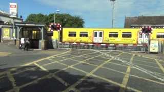 Birkdale Level Crossing [upl. by Ayifas525]